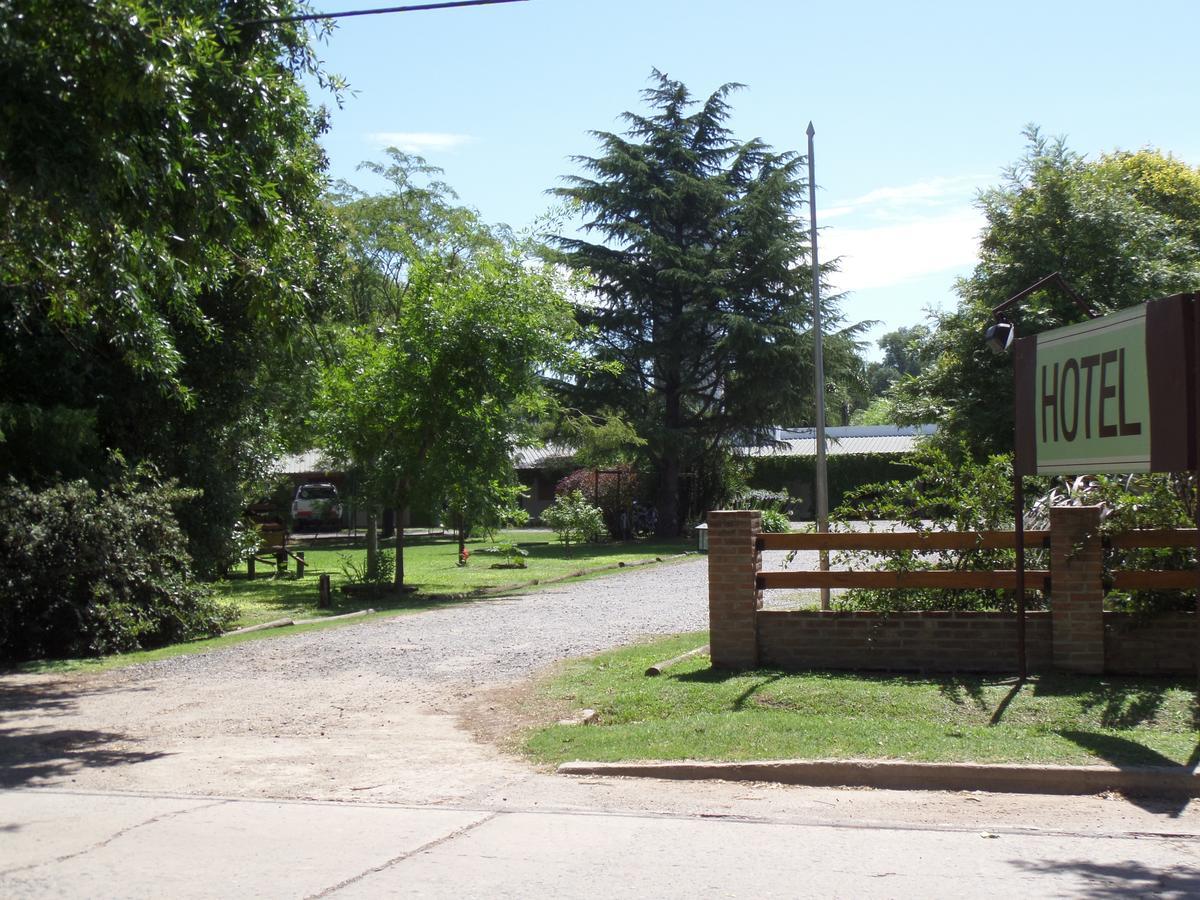 Hotel Carmen De Areco Eksteriør billede